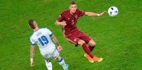 Sıra Roman Neustadter'de 4 neustadter