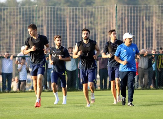 Transfer Ve Kamplarda Üç Büyüklerin Son Durumu 3 Fenerbahçe Kampı