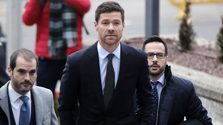 Xabi Alonso'ya 5 yıl isteniyor