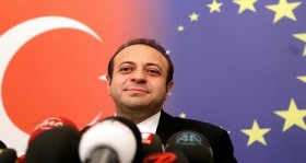 AB Bakanı Egemen Bağış'tan 'yabancı' açıklaması!.. 2 ab-bakani-egemen-bagis-tan-yabanci-aciklamasi-futbolistan