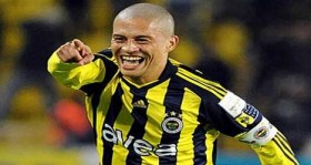 alex bos durmadi yine twitteri salladi futbolistan