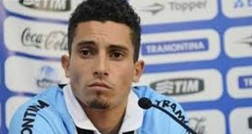 alex-telles-te-mutlu-son-futbolistan