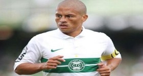 Alex de Souza'dan Ersun Yanal'a destek!.. 2 alex-ten-ersun-yanal-a-destek2-futbolistan