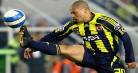 Alex'ten FBTV'ye Açıklamalar Futbolistan alex ten fbtv ye aciklamalar futbolistan