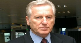 ali-durust-ten-terim-in-cezasina-buyuk-tepki-yapilan-cifte-standart-futbolistan