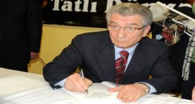 ali ozbak trabzonspor divan kurulu baskani futbolistan