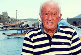 Ali Şen Bodrumdan Bombaladı Futbolistan ali sen bodrum dan bombaladi futbolistan