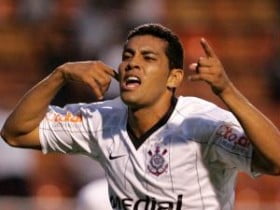 Andre Santos