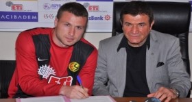 ankaragucu lu serol eskisehirspor da futbolistan