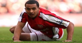 arsenal dan bir yildiz daha kayiyor theo walcott manchester city yolunda futbolistan