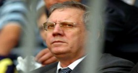 Aziz Yıldırım'a 1 yıl Ceza Verilmeli Fenerbahçe Düşürülmeli Futbolistan aziz yildirim a 1 yil ceza verilmeli fenerbahce dusurulmeli futbolistan