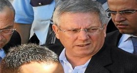 aziz yildirim dan 1200 sayfalik savunma futbolistan