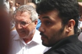 aziz yildirim emniyete getirildi futbolistan e1310044375454