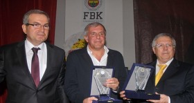 Aziz Yıldırım; Fenerbahçe’nin bize verdiği en önemli şey dürüstlük!.. 2 Fenerbahçe Kulübü Başkanı Yıldırım: