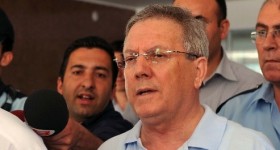 Aziz Yıldırım'ın Şikayeti Ses Getirdi Futbolistan aziz yildirim in sikayeti ses getirdi futbolistan e1312558419645