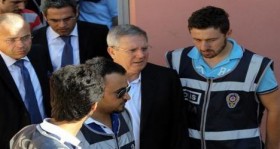 aziz yildirim sike herkes namuslu biz namussuz futbolistan