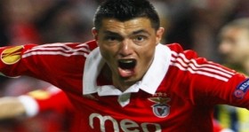 benfica-dan-cardozo-yalanlamasi-futbolistan