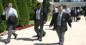 besiktas alania maci icin rusya ya gitti futbolistan