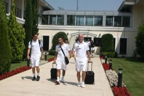 besiktas ispanyaya gitti futbolistan1 e1311178699270