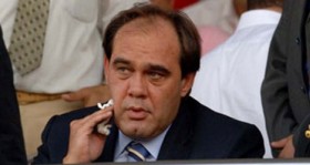 besiktas ta 10 milyonluk tazminat soku futbolistan