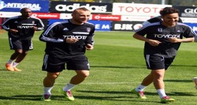 besiktas-ta-gokhan-tore-sevinci-futbolistan