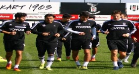 besiktas-ta-gokhan-tore-ve-mustafa-pektemek-sevinci-futbolistan