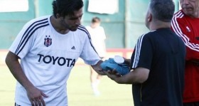 besiktas-ta-sok-ismail-yine-sakatlandi-futbolistan