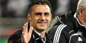 besiktas yonetiminden tayfur havutcuya destek futbolistan e1311850133994