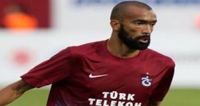 bosingwa-dan-trabzonspor-a-kotu-haber-futbolistan