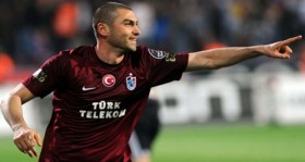 burak yilmaz ajax ile anlasti futbolistan