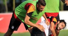 Burak Yılmaz Galatasaray teknik heyetini korkuttu!.. 2 burak-yilmaz-galatasaray-teknik-heyetini-korkuttu-futbolistan
