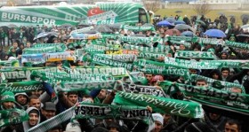 bursaspor-ceza-rekoru-kirdi-futbolistan