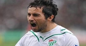 bursaspor-lu-ozan-ipek-mersin-idman-yurdu-nda-futbolistan