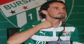 bursaspor-tuncay-sanli-ile-yollarini-ayirdi-futbolistan