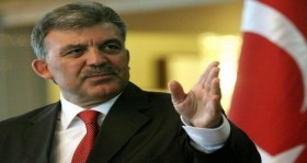 cumhurbaskani abdullah gul sike yasasini onayladi futbolistan