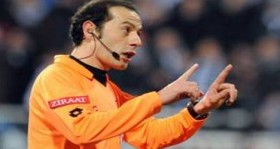 Cüneyt Çakır EURO 2012'de Görev Yapacak Futbolistan cuneyt cakir euro 2012 de gorev yapacak futbolistan