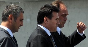 Demirören'den Metris Cezaevi Ziyareti demirorenden metris cezaevi ziyareti e1311082504288