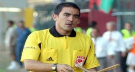 Denizlispor Göztepe Maçını Özgüç Türkalp Yönetecek Futbolistan denizlispor goztepe macini ozguc turkalp yonetecek futbolistan