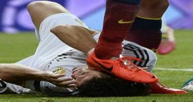 el-clasico-busquet-pepe-nin-kafasina-kramponuyla-basti-futbolistan