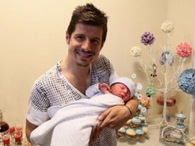 Emre Belözoğlu Baba Oldu emre belozoglu baba oldu