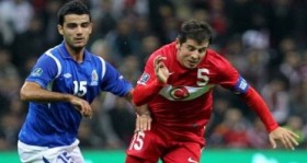 emre belozoglu ndan milli takim acikmasi futbolistan