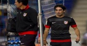 espanyol macinda sakatlanan arda turan takimdan ayri calisti futbolistan