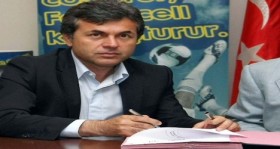 Fenerbahçe Aykut Kocaman'ın Sözleşmesini 3 Yıl Daha Uzattı Futbolistan fenerbahce aykut kocaman in sozlesmesini 3 yil daha uzatti futbolistan1