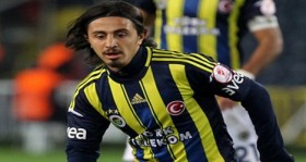 fenerbahce-li-recep-niyaz-a-uefa-dan-buyuk-onur-futbolistan