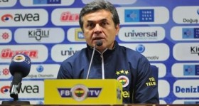 fenerbahce teknik direktoru aykut kocaman basin toplantisi futbolistan