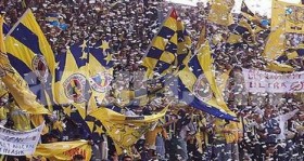 fenerbahceli taraftarlardan miting futbolistan
