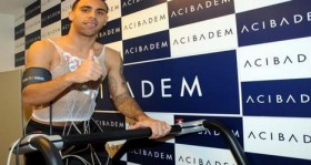 Queens Park Rangers'lı Ferdinand, resmen Bursaspor'da 2 ferdinand-resmen-bursaspor-da-futbolistan