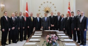 galatasaray baskani unal aysal ve yonetimi cankaya da futbolistan