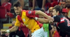 galatasaray da riera caglar ve aydin in bileti kesildi futbolistan