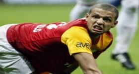 galatasarayli melo kavga sonrasi gunleri evde aglayarak gecirdim futbolistan